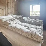 Semesterbostad 4 Bedroom Beautiful In *