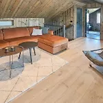 בית נופש 4 Bedroom Beautiful In Vegårshei