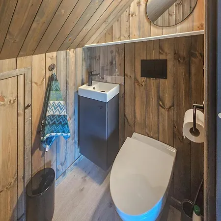 4 Bedroom In Vegarshei