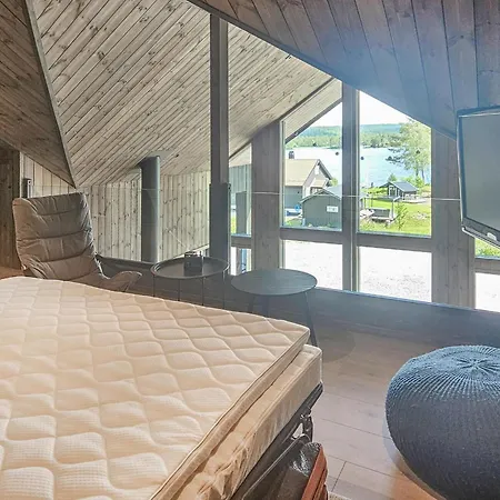 4 Bedroom Beautiful In Vegårshei