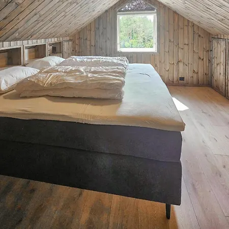 4 Bedroom In Vegarshei