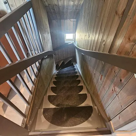 4 Bedroom In Vegarshei *