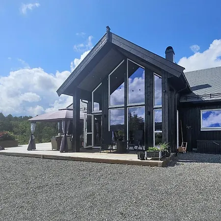 4 Bedroom Beautiful In Vegårshei