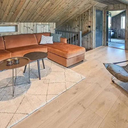 Сasa de vacaciones 4 Bedroom Beautiful In Vegårshei