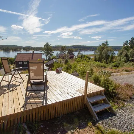 4 Bedroom Beautiful In Сasa de vacaciones *