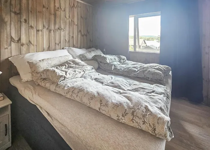 Ferienhaus 4 Bedroom In *