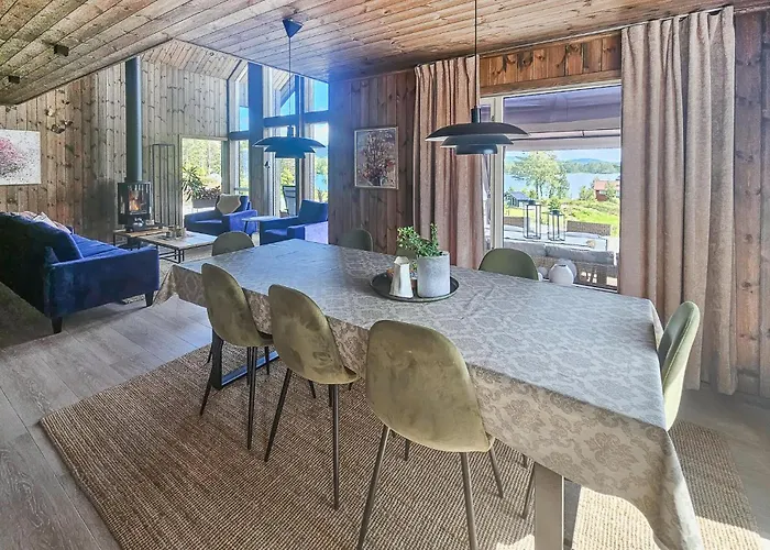4 Bedroom In