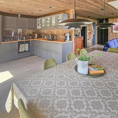 Holiday home Gorgeous In Vegarshei With House Sea View